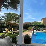 Le Petit * Calonge (Catalonia)