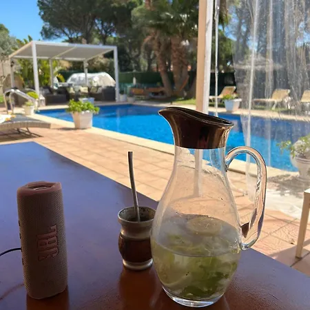 Petit Fleurs Con Piscina Y Patio קלנג'ה