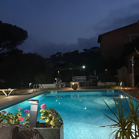 Le Petit * Calonge (Catalonia)