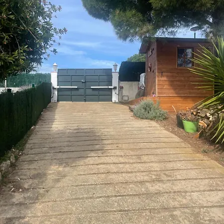 Petit Fleurs Con Piscina Y Patio Calonge (Catalonia)